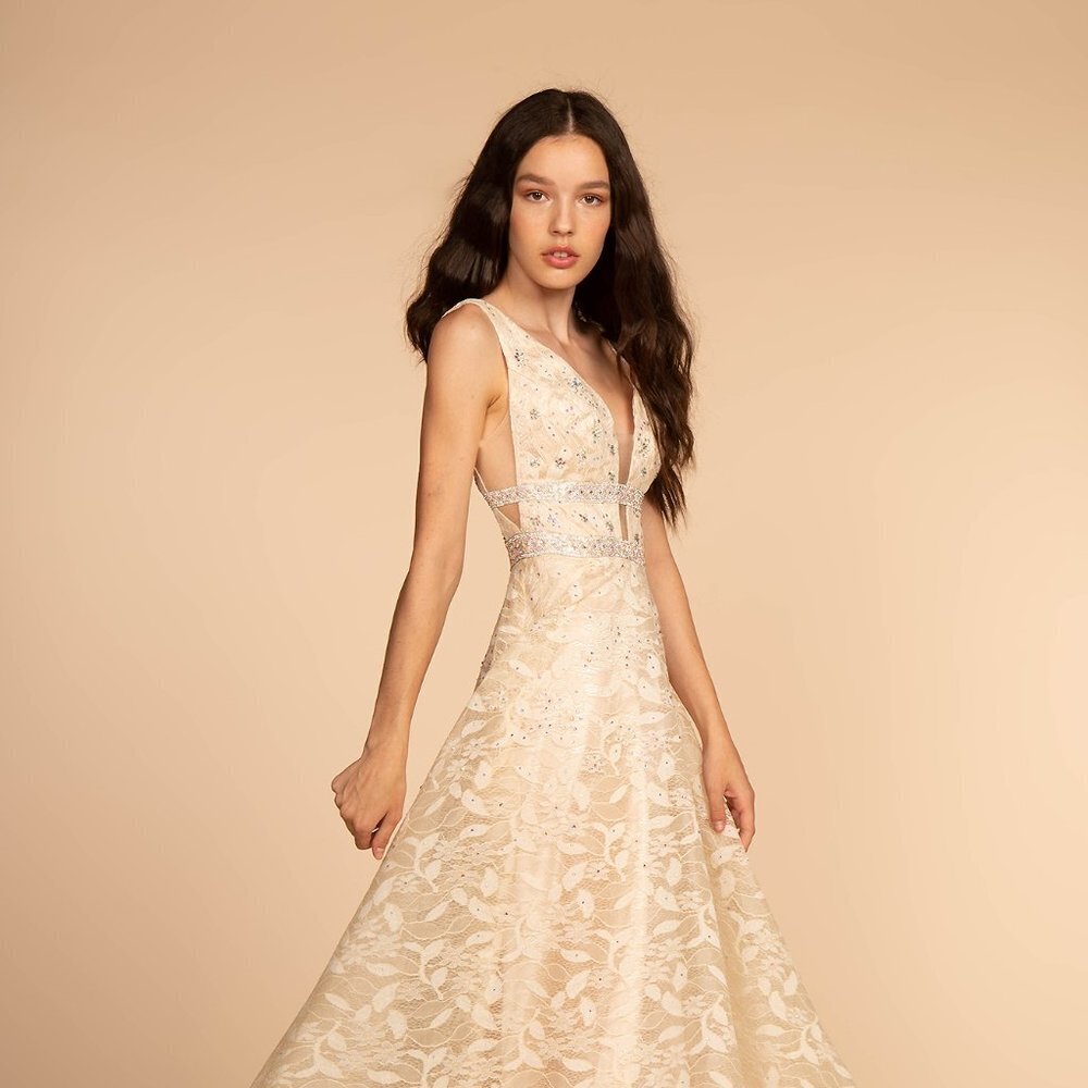NEW SLEEVELESS A-LINE GOWN EMBROIDERED WITH LACE AND BEADS WITH ZIP BACK GL2580